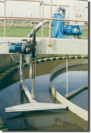 Auto cleaner in radial tank